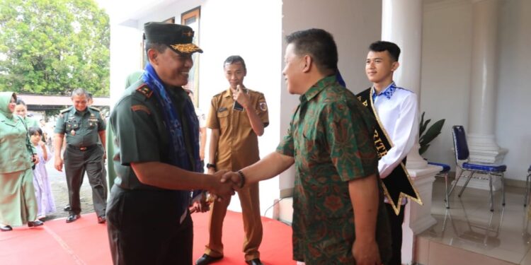 Nayodo Koerniawan Mewakili Wali Kota Terima Kunjungan Danrem 131 Santiago