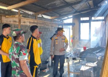 Rumah Warga di Lolak Ludes Terbakar, Kapolres Bolmong Datangi TKP dan Jenguk Korban di Rumah Sakit