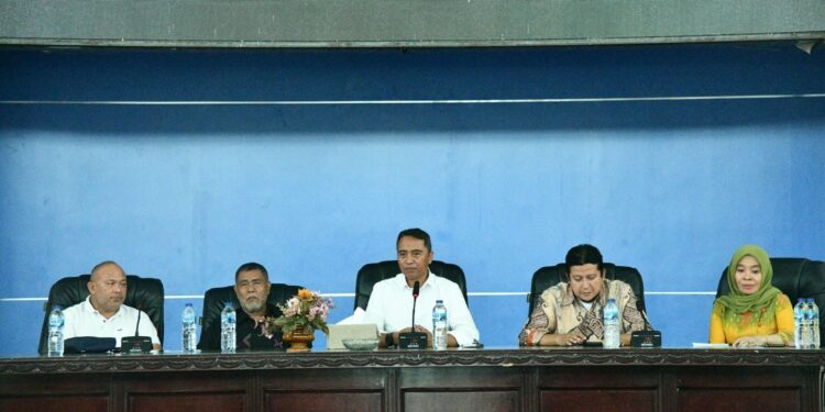 Bupati SSM Menjadi Moderator Seminar Ilmu Politik Universitas Hasanudin