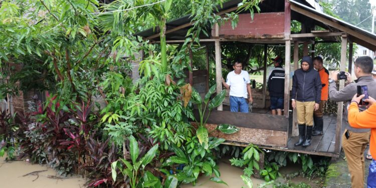 Bupati SSM Tinjau Lokasi Bencana Banjir dan Longsor di Kecamatan Motongkad