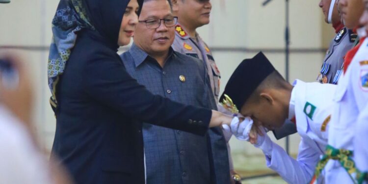 Wali Kota Kotamobagu Lantik dan Kukuhkan 36 Anggota Paskibraka Tahun 2023