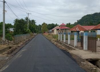 Warga Desa Buyat Tengah Nikmati Jalan Aspal Baru, Pemdes Apresiasi Komitmen Tinggi Bupati Boltim