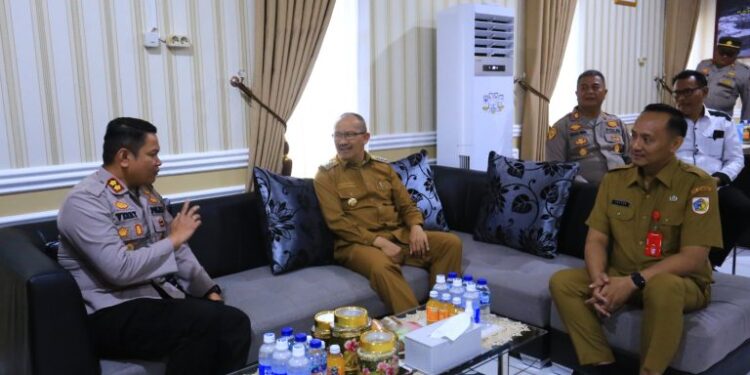 Pj. Wali Kota, Dr. Drs. Asripan Nani, M.Si Silaturahmi ke Forkopimda Kotamobagu