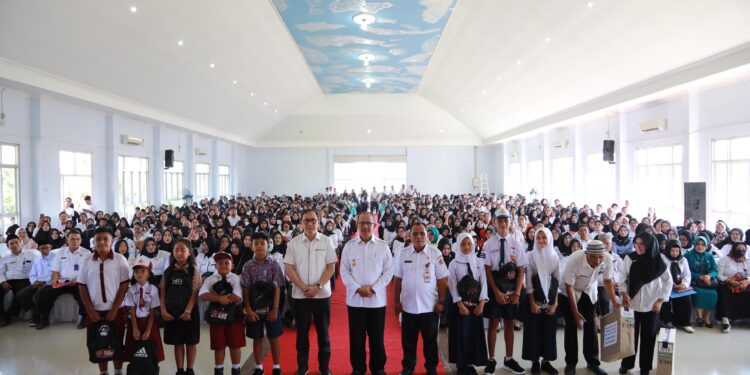 Rapat Kerja Bersama Guru se-Kotamobagu, Pj Wali Kota Sampaikan ini