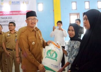 Pj Wali Kota Kotamobagu Salurkan CBP Bagi KPM Kota Selatan