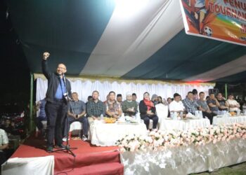 Pj Wali Kota Tutup Tournament Sepak Bola se – BMR Motoboi Kecil Cup