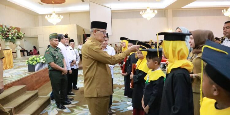Pj Wali Kota Hadiri Wisuda Santri se-Kotamobagu