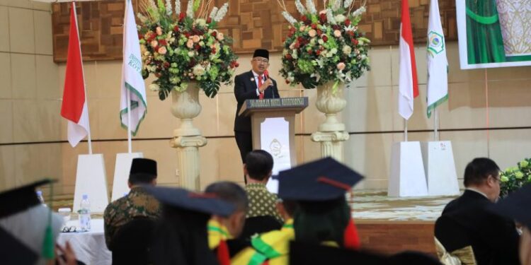 Pj Wali Kota Hadiri Wisuda Angkatan ke- 1 Program Sarjana IAI Kotamobagu