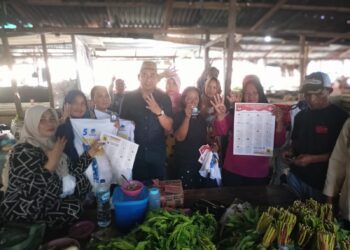 Caleg DPR RI Hamim Pou Kunjungi Pasar Winenet: Serap Aspirasi Pedagang dan Ajak Warga Berpolitik Cerdas