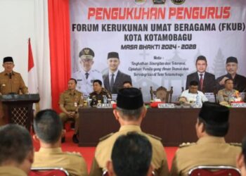 Pj Wali Kota Lantik Pengurus FKUB Kotamobagu 2024-2028