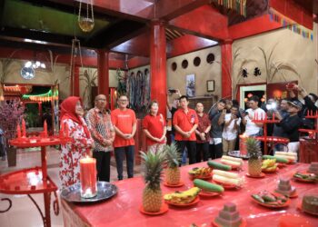 Pj. Wali Kota Kotamobagu Hadiri Perayaan Imlek 2575