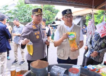 Jelang Bulan Suci Ramadhan, AKBP Dasveri Sidak Pasar Pastikan Harga Bapok Stabil