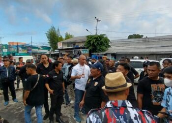 Ratusan Warga Desak Aparat Penegak Hukum Tuntaskan Kasus Kepala BP2MI Benny Ramdhani