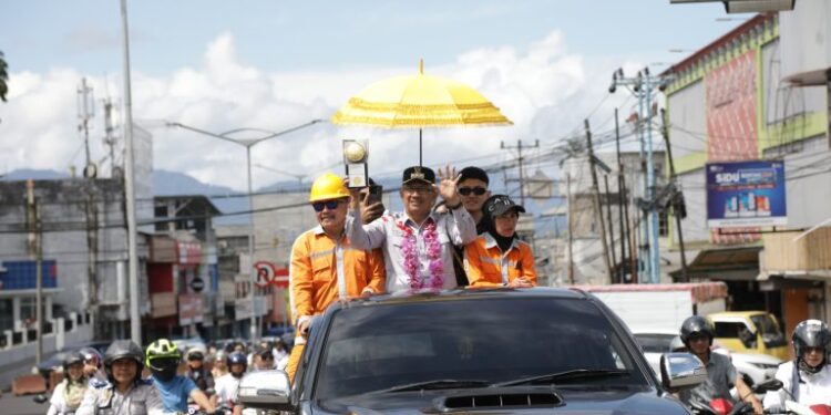 Pj Wali Kota Bawa Piala Adipura ke- 10 Keliling Kotamobagu