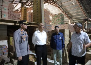 Pj Wali Kota dan Kapolres Kotamobagu Pantau Ketersediaan Gas LPG dan Kebutuhan Pokok Jelang Idul Fitri