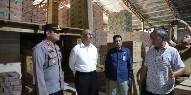 Pj Wali Kota dan Kapolres Kotamobagu Pantau Ketersediaan Gas LPG dan Kebutuhan Pokok Jelang Idul Fitri