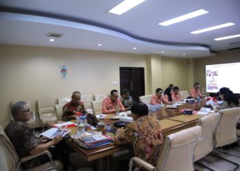 Pj Wali Kota Ikuti Rapat Evaluasi Tugas Pemerintahan di Sulut