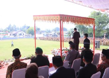 Pj Wali Kota Kotamobagu Bacakan Pidato Menteri Pendidikan di Upacara Hardiknas 2024