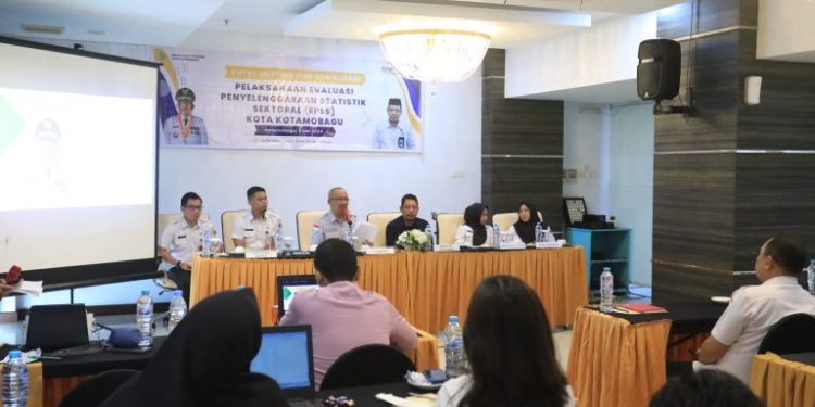 Pj Wali Kota Buka Kegiatan Evaluasi Statistik Sektoral Tahun 2024