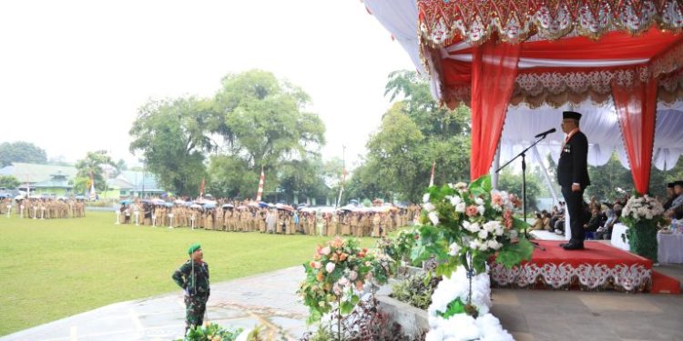 Asripan Nani Pimpin Upacara Hari Lahir Pancasila 2024 di Alun-alun Boki Hontinimbang