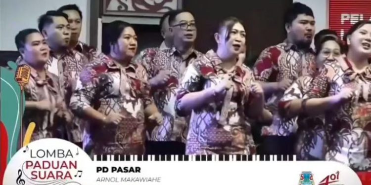 Di ‘Genjot’ Selama Sebulan, Tim Besutan Lucky Senduk Berhasil Jadi Juara Lomba Paduan Suara Antar SKPD