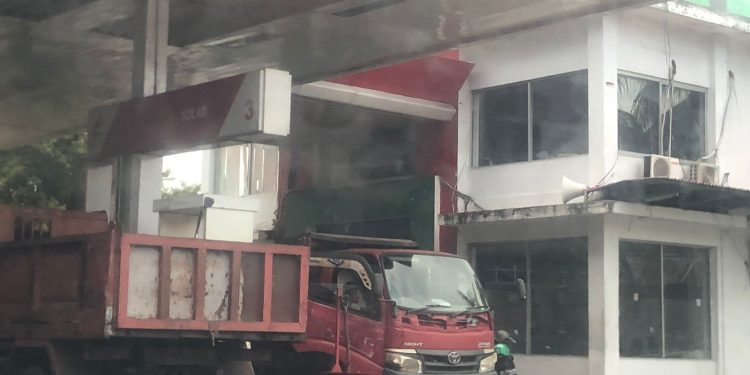 Waduh! SPBU Ini Diduga Mark Up Harga Solar Subsidi Hingga ‘Main Mata’ Dengan Para Mafia