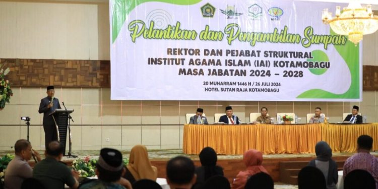 Pj Walikota Kotamobagu Hadiri Pelantikan Rektor IAI Kotamobagu