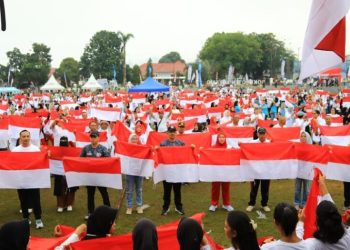 Peringati HUT Kemerdekaan, Asripan Nani Hadiri Gerakan 10 Juta Bendera Merah Putih
