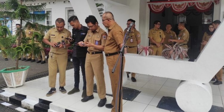 Pimpin Apel Pagi, Pj Walikota Kotamobagu Sidak HP ASN