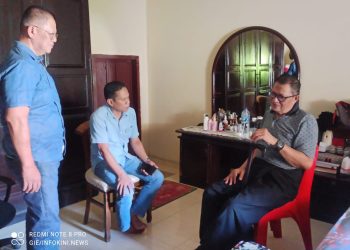 Kunjungi Warga Sakit, Pasangan ‘The Winner’ Buktikan Kepedulian di Tengah Agenda Kampanye