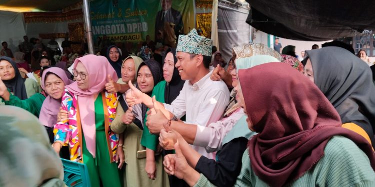 Hadiri Syukuran Pelantikan RSM, dr. Weny Disambut Ribuan Warga Moyag Bersatu