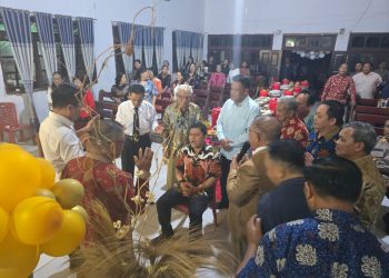 LIMI-WELTY Didoakan Oleh Pendeta-Pendeta GPDI Dumoga Raya