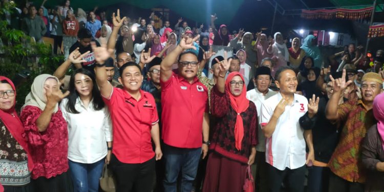 Pasangan Limi-Welty Disambut Ribuan Warga Otam Barat, Program Sapi Per KK dan Pohon Kalau sangat Diminati