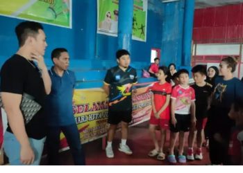 Jelang Manado Open Tournament dr. Weny Gaib Pantau Latihan Club PB Loku Kotamobagu