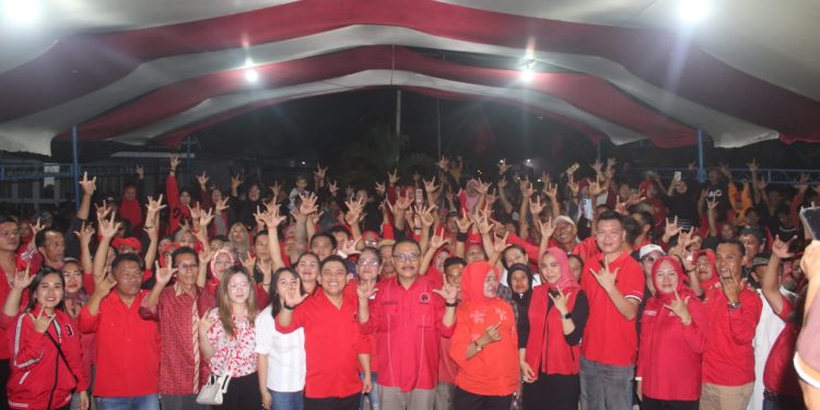 Kampanye Dialogis di Desa Konarom, Ribuan Warga Optimis Limi-Welty Menang