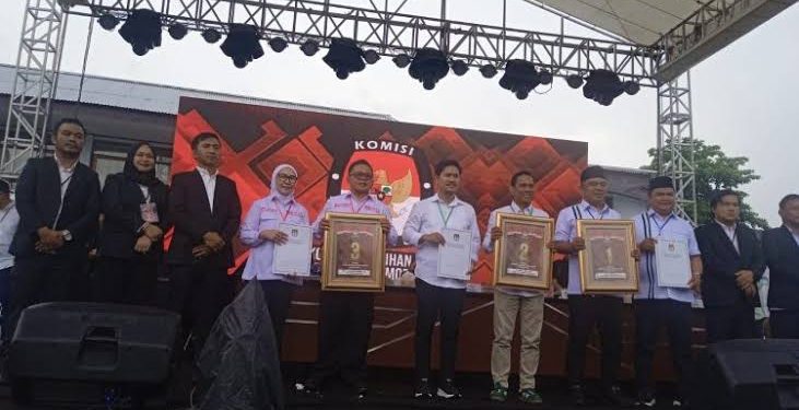 KPU Kotamobagu Gelar Rapat Pleno Penetapan Nomor Paslon Untuk Pilkada Tahun 2024