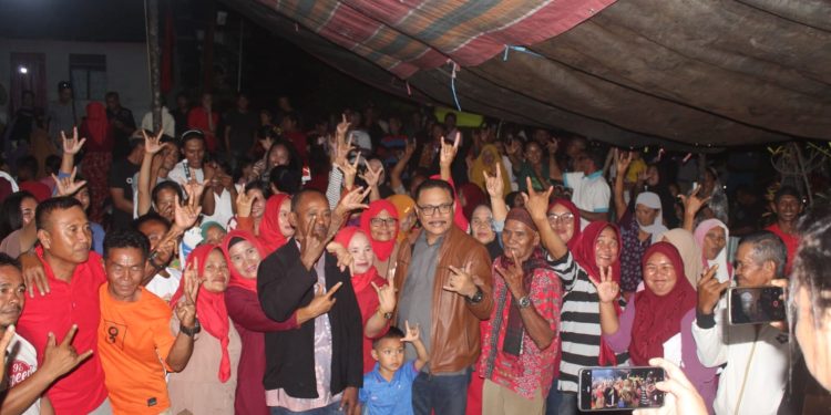 Blusukan di Wilayah Pantura, Limi Mokodompit di Sambut Antusias Masyarakat setempat