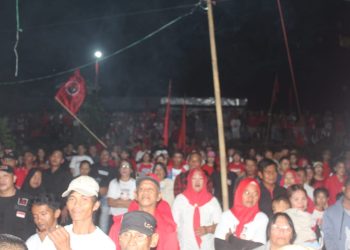 Teriakan ‘Lantik Jo’ Ramaikan Kampanye Dialogis Limi-Welty di Desa Kosio