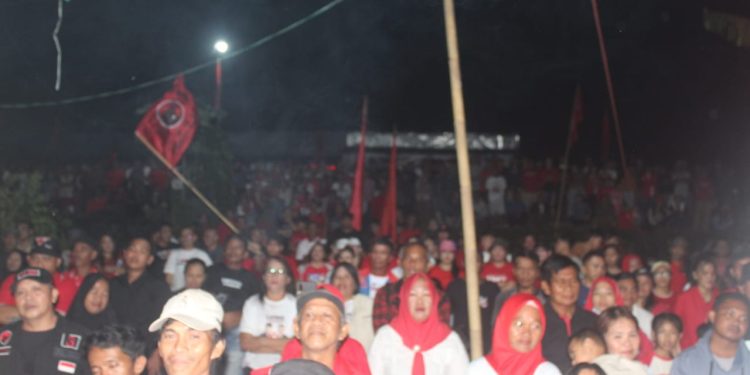 Teriakan ‘Lantik Jo’ Ramaikan Kampanye Dialogis Limi-Welty di Desa Kosio