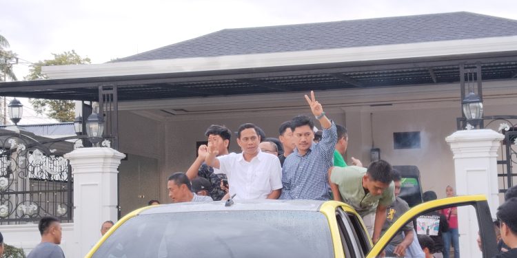 Sambut Kemenangan,Arak Arakan Ribuan Massa The Winner Keliling Kotamobagu