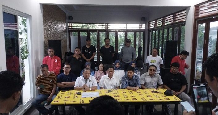 Gelar Konferensi Pers,The Winner Komitmen Akan Mengayomi Seluruh Warga Kotamobagu