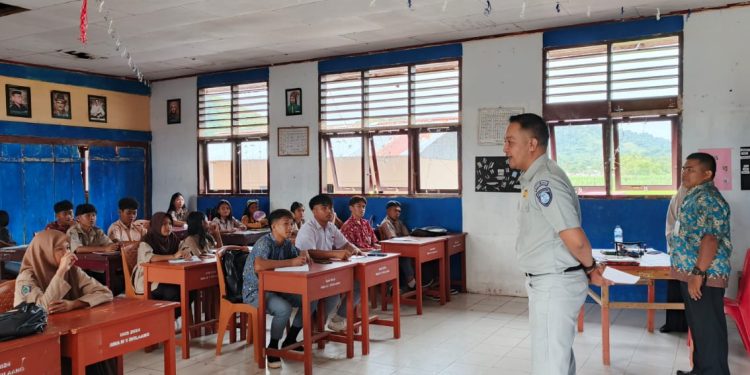 Jasa Raharja Edukasi Pelajar SMA 1 Bolaang tentang Keselamatan Berkendara