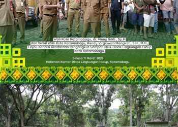 Wali Kota Bersama Wawali Tinjau Kondisi Kendaraan Pengangkut Sampah Di Kotamobagu