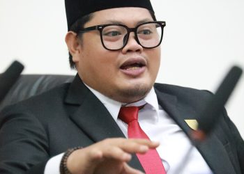 Shandry Soroti Air Bersih dan Drainase di Paripurna Penyerahan Rekomendasi LKPj Wali Kota 2024