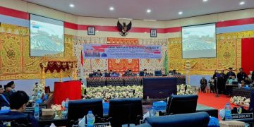 Wali Kota dan Wakil Wali Kota Kotamobagu Hadiri Rapat Paripurna DPRD dalam Rangka Mendengarkan Pidato Kenegaraan Presiden RI