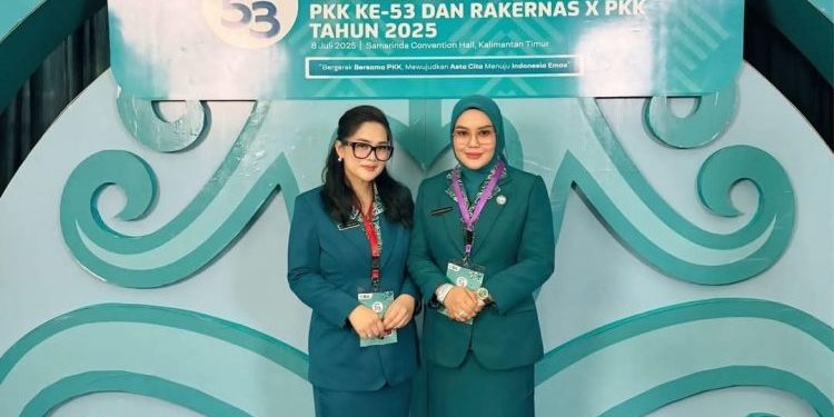 Ketua Bersama Sekretaris TP-PKK Kotamobagu Hadiri Puncak HKG PKK Ke- 53 di Samarinda