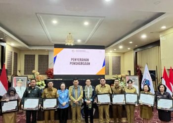Pemerintah Kota Kotamobagu Terima 3 Penghargaan Bidang Kependudukan dan Keluarga Berencana