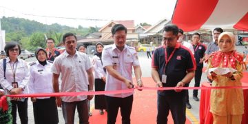 Wakil Walikota Resmikan Alfamidi Super di Kelurahan Kotobangon