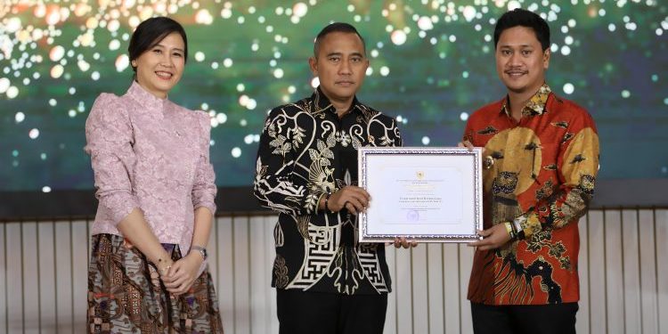 Pemkot Kotamobagu Terima Penghargaan Kota Layak Anak Kategori Nindya Tahun 2025