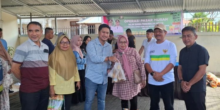 Wakil Wali Kota Rendy Virgiawan Mangkat Pantau Operasi Pasar Murah di Desa Tabang